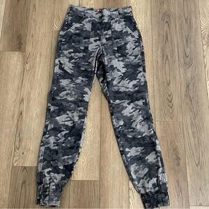 SPANX‎ Camo Jogger Pants